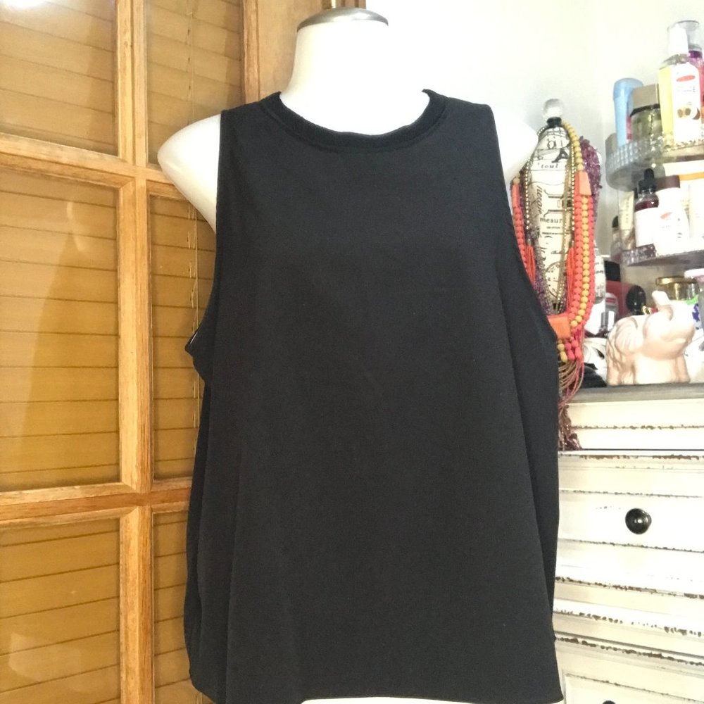 Like New Black with  White opening at back By 14th & Union Size L